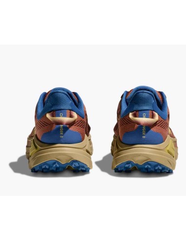Hoka Challenger 8