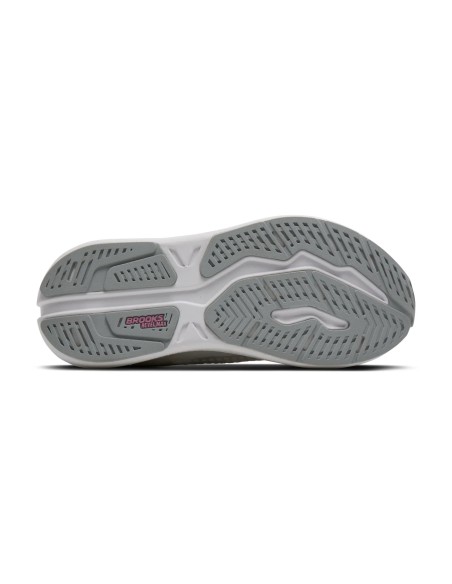 Brooks Revel Max W