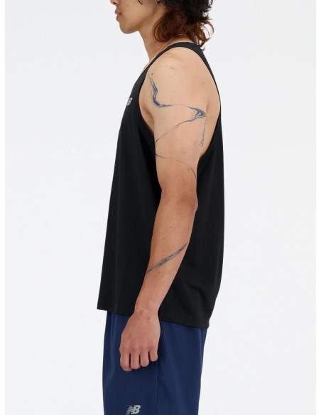 Camiseta New Balance Sport Essentials