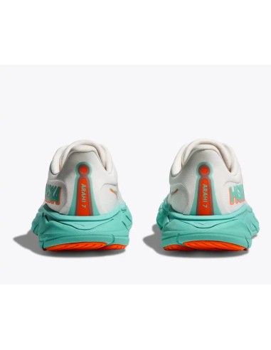 Hoka Arahi 7