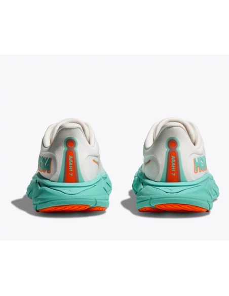 Hoka Arahi 7