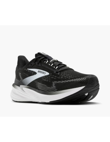 Brooks Revel 8